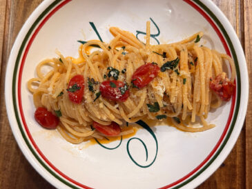 Spaghetti-with-grape-tomato-wine-sauce. Recipes
